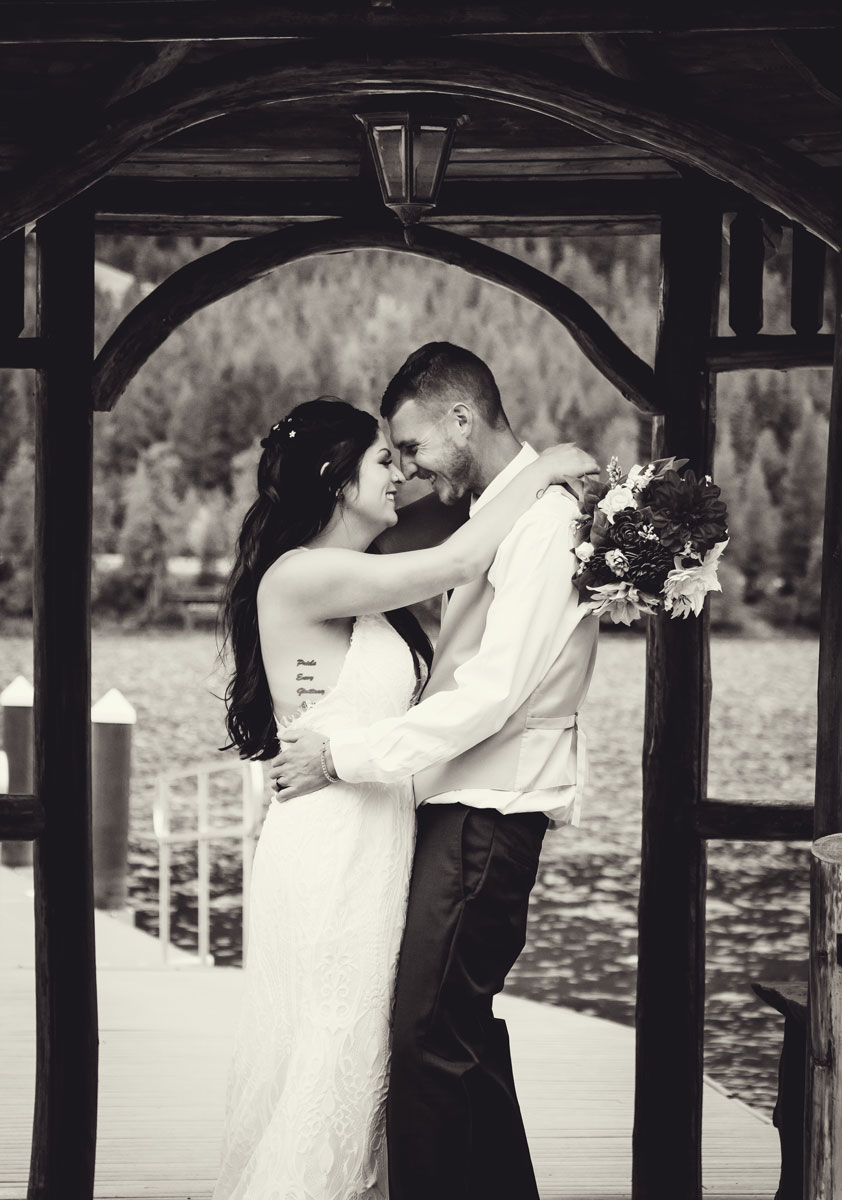 WhitneySarahPhotography-SierraandChadWeddingPhotography-10822020-BW